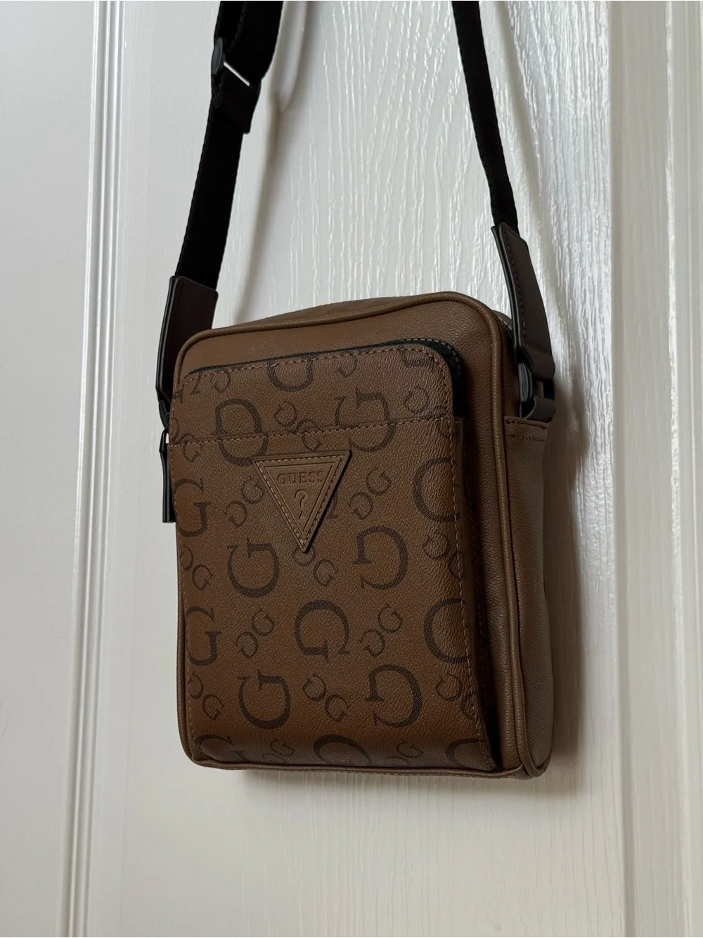 GUESS Men’s Tan/Brown Monogram Messenger Crossbody